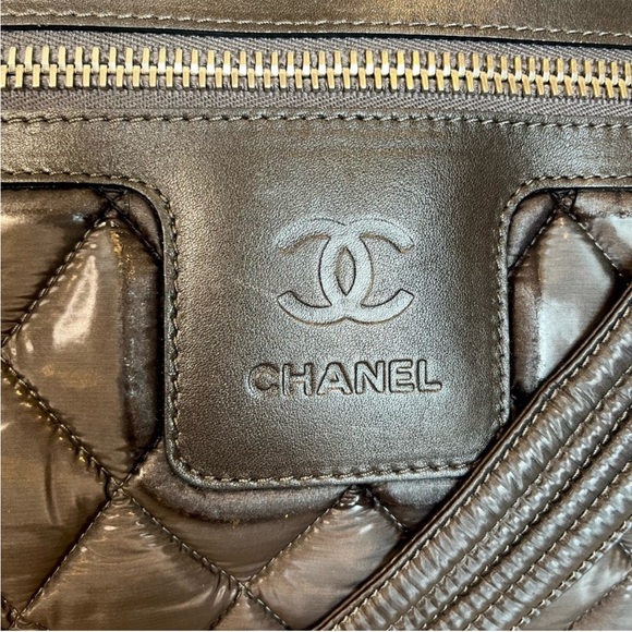 Chanel Coco Cocoon Quilted Puffer Messenger Bag - Picture 11 of 17